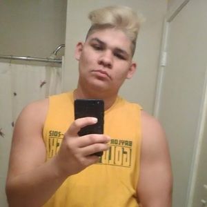 Meet your Posher, Cris